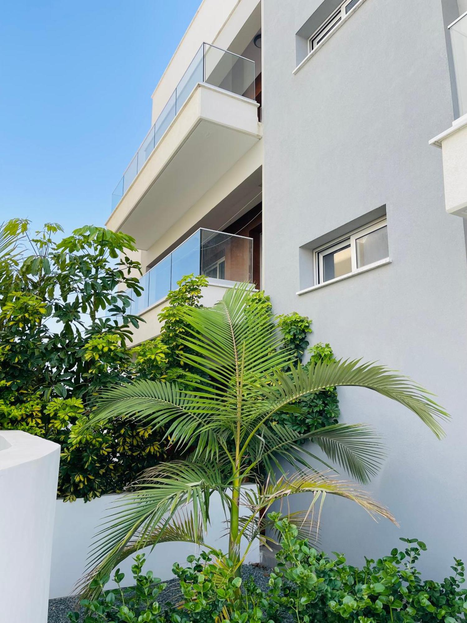 City Center Cozy Apt Paphos Exteriör bild